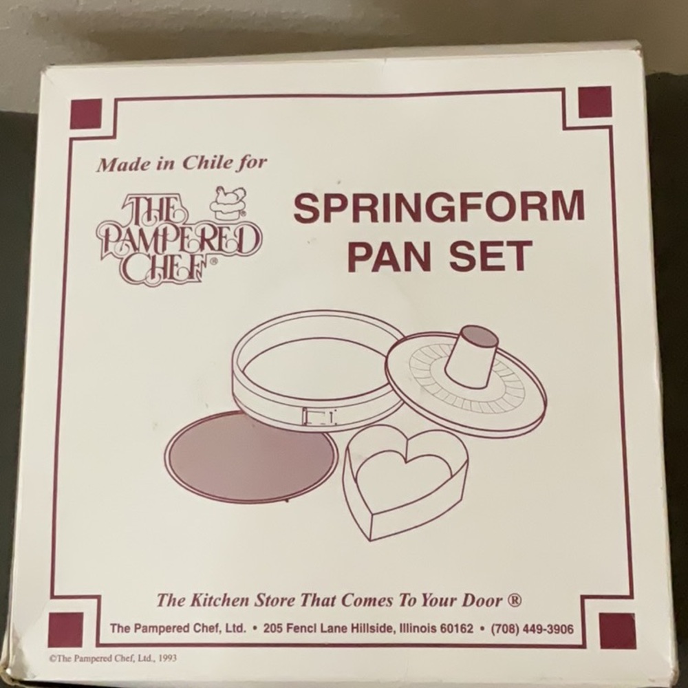 1993 Pampered Chef springform pan set
